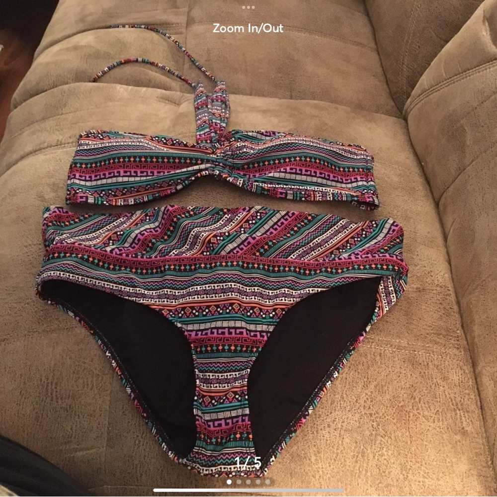 Kirra Geometric Multicolor 2 piece swimsuit